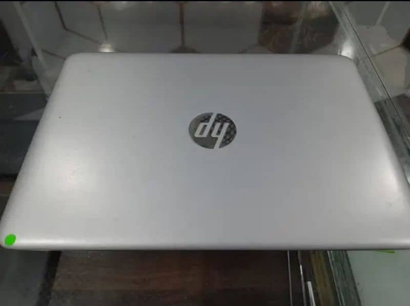 hp elitebook 820 g3 lush condition laptop for sale 1