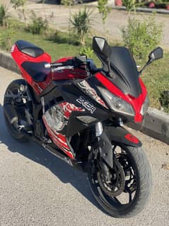 Kawasaki Ninja ZX-6R 2017 0