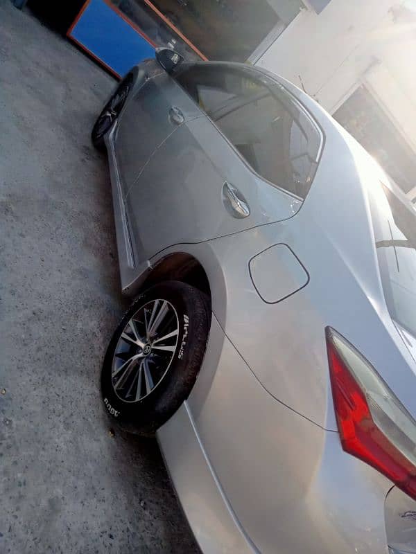 Toyota Corolla Altis 2015 irjent for sale 1