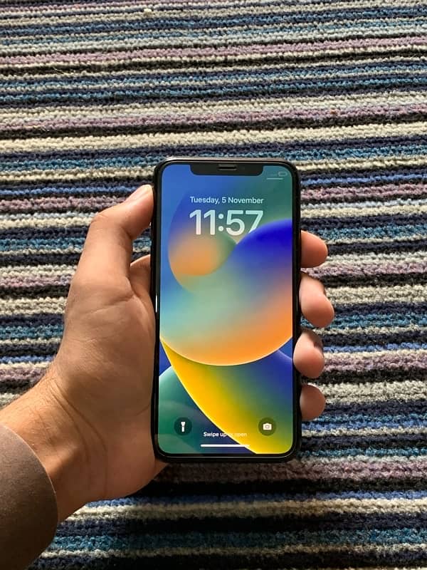 IPHONE X 256GB NON PTA GOOD CONDITION JENUAN WATER PROOF 4