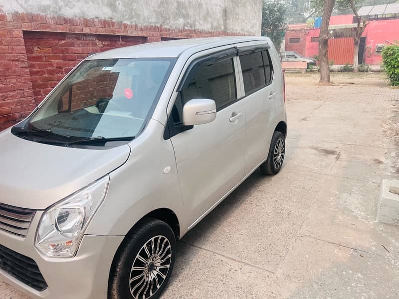 Suzuki Wagon R 2013 Model import & Registered 2016 4