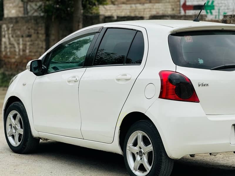 Toyota Vitz 2005 2