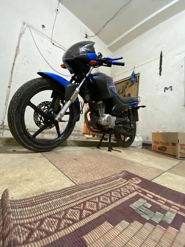 ybr 125 blue color 10/10 condition 6