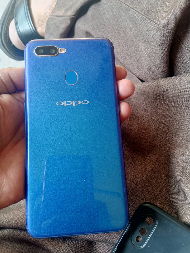 Oppo A5s ,RAM 3gb , ROM 32 gb, condition 10/9 dual sim, not any fault 1