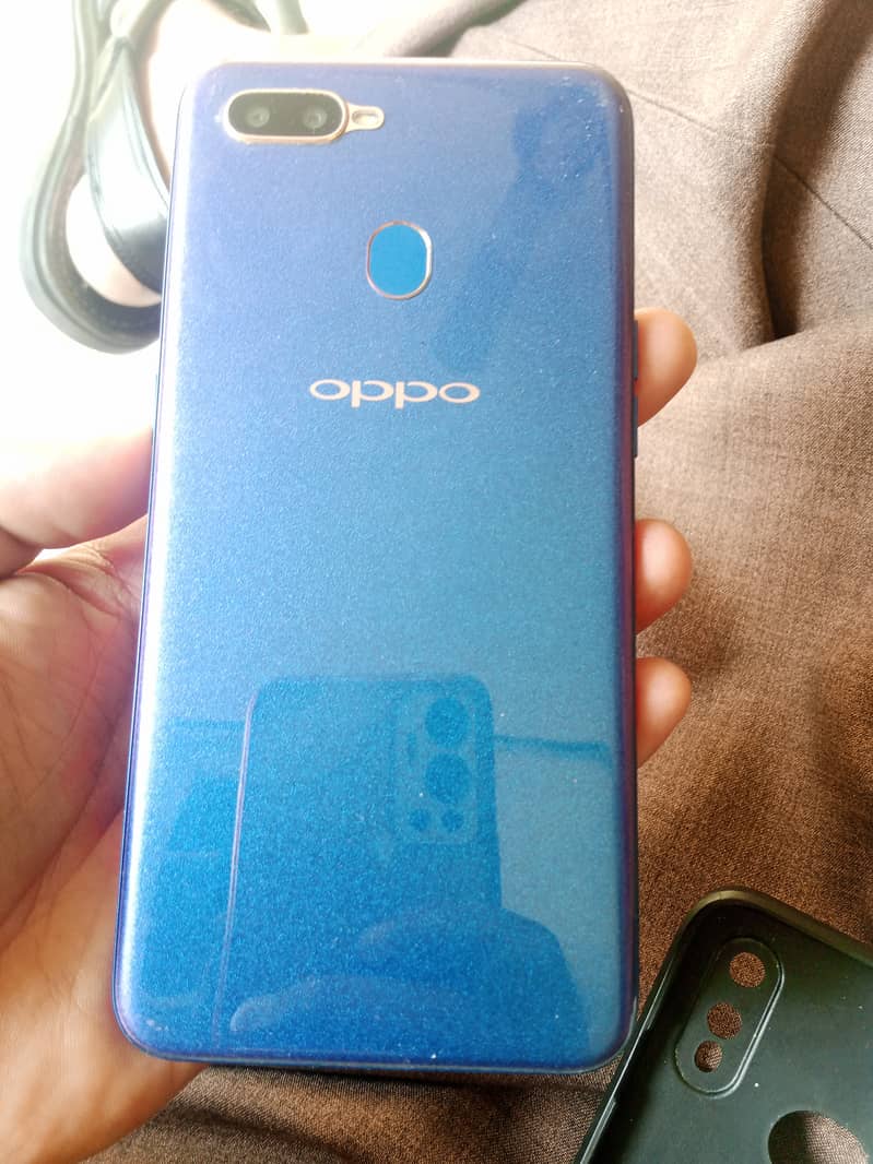 Oppo A5s ,RAM 3gb , ROM 32 gb, condition 10/9 dual sim, not any fault 5