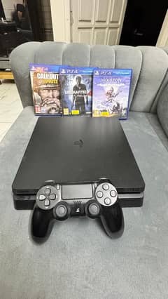 ps4 slim sealed with original controller