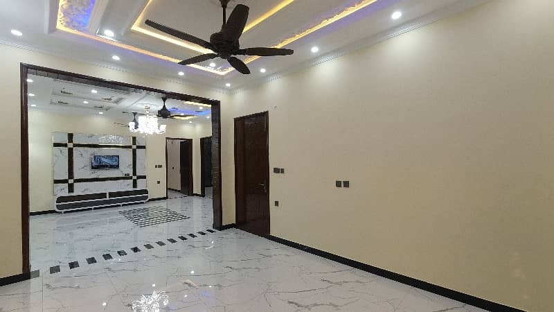 10 Marla House Is Available For Sale In Bismillah Housing Scheme 32