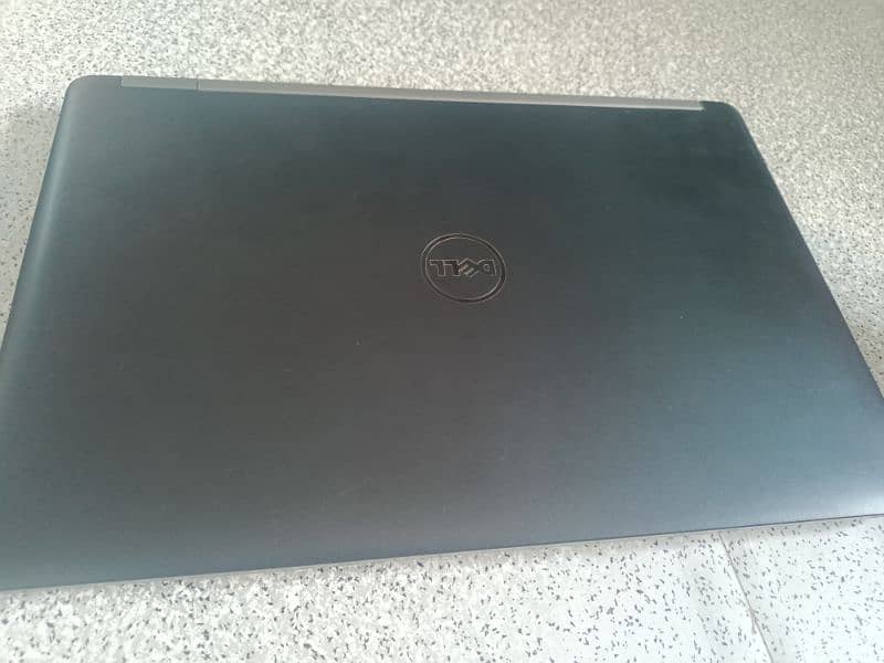 Dell latitude / E5570 i5 6th Gen / 16/256 1