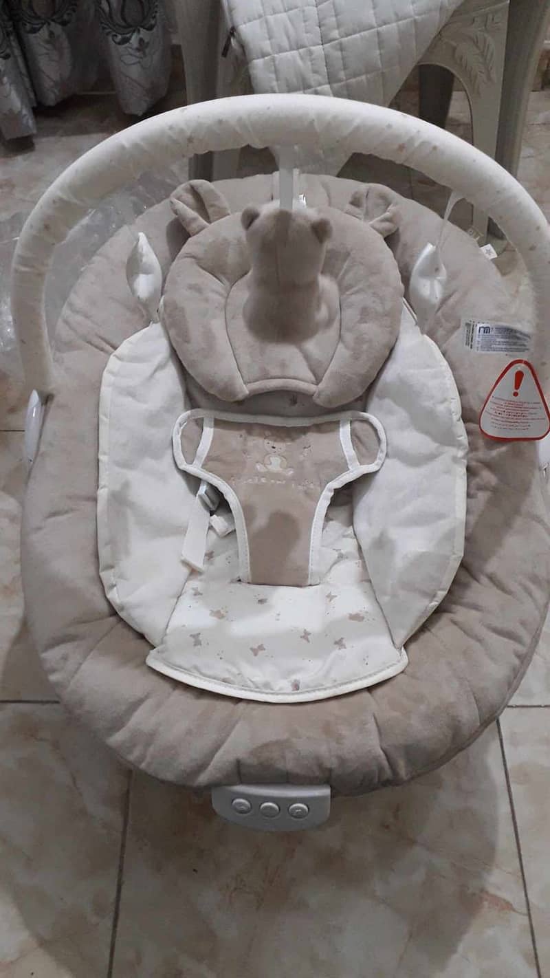 Mastela baby bouncer 2