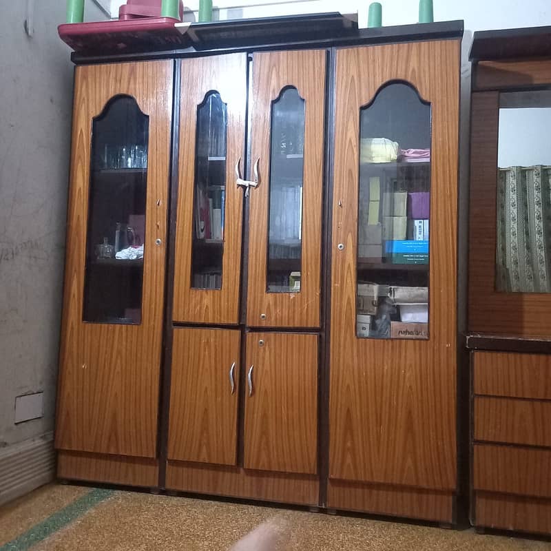 Used 4 pcs furniture set 1