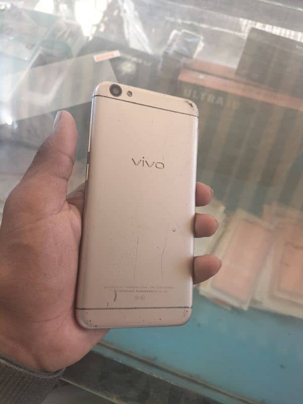 Vivo y67 hai full hai official pta approve hai  time pass wale dhor 3