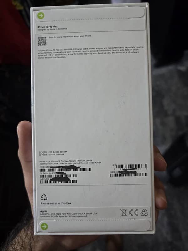 Iphone 16 Pro Max  natural titanium  256 GB 1