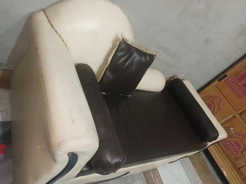 sofa set with dewan 6