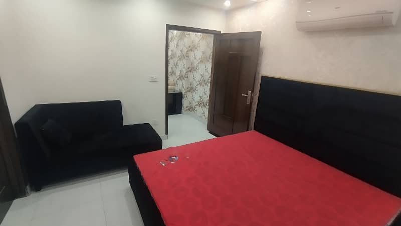 BRAND NEW 1 BEDROOM FURNISH FLAT AVAILABLE FOR RENT IN SECTOR C BAHRIA TOWN LAHORE 4