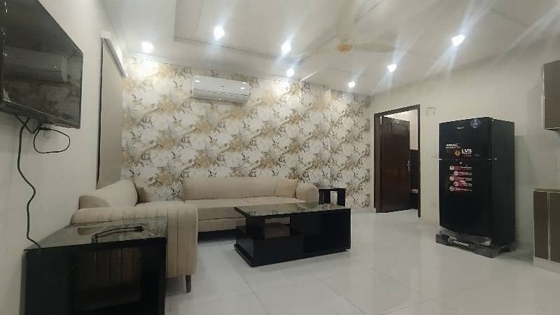 BRAND NEW 1 BEDROOM FURNISH FLAT AVAILABLE FOR RENT IN SECTOR C BAHRIA TOWN LAHORE 5