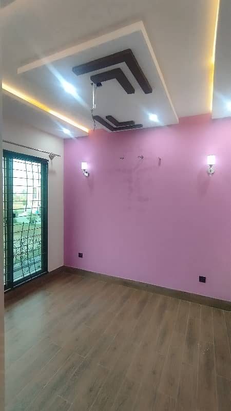 3 MARLA BRAND NEW FIRST ENTRY UPPER PORTION AVAILABLE FOR RENT IN ALKABIR PH 2 LAHORE 6