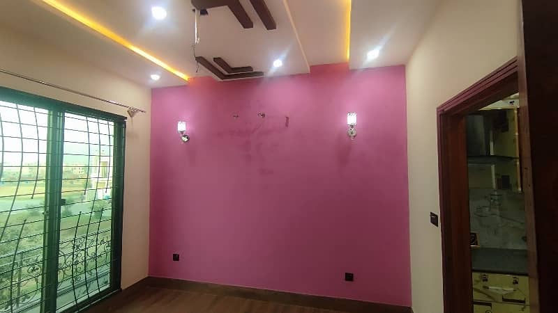 3 MARLA BRAND NEW FIRST ENTRY UPPER PORTION AVAILABLE FOR RENT IN ALKABIR PH 2 LAHORE 7