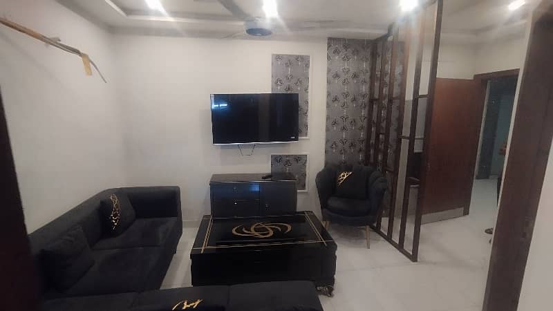 1 BEDROOM FURNISH FLAT AVAILABLE FOR RENT ON PRIME LOCATION IN SECTOR C BAHRIA TOWN LAHORE 8