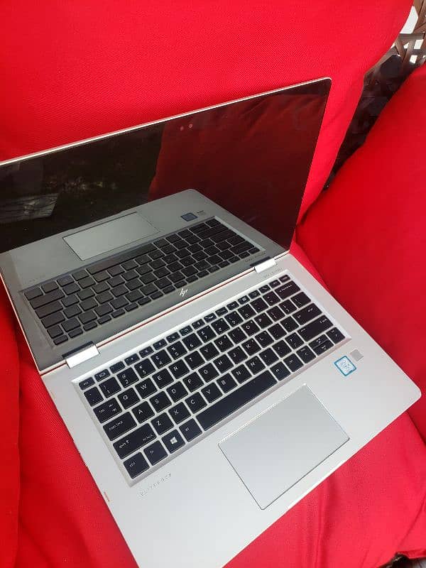 #Hp Elitebook x 360/ 1030 g2 / 2 in 1 2