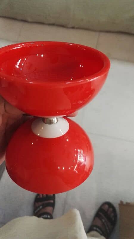 Chinese yo yo (diabolo) 1