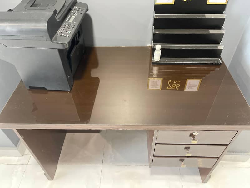 Office Table with Side Drawe table with glass top 1