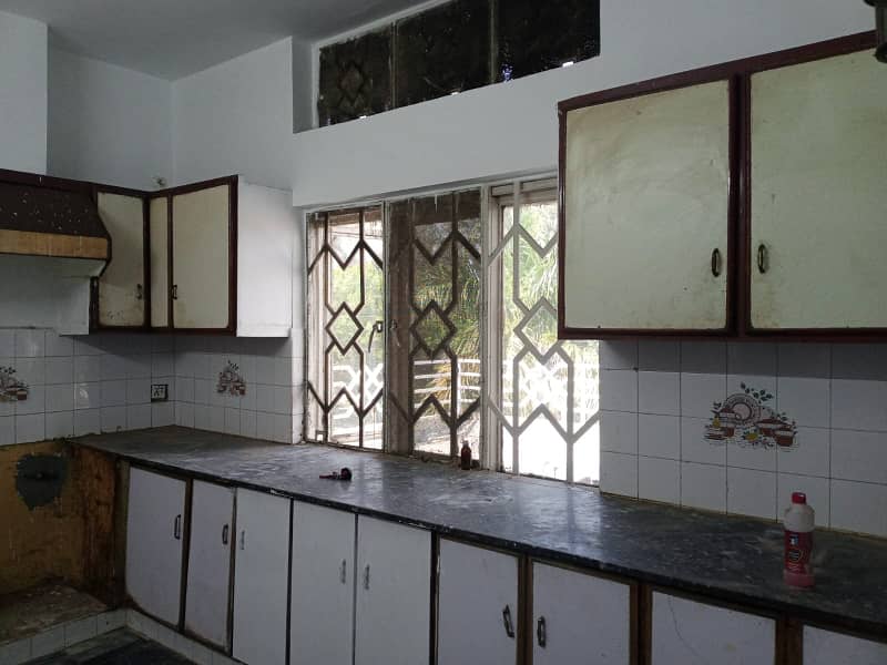 1 kanal Upper Portion Available for rent 9