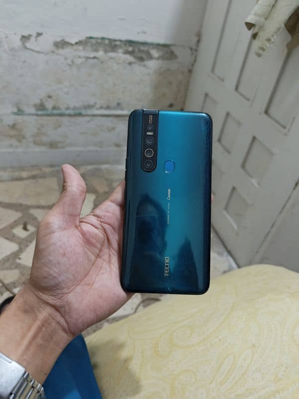 tecno camon 15 pro. 6gb128gb 1