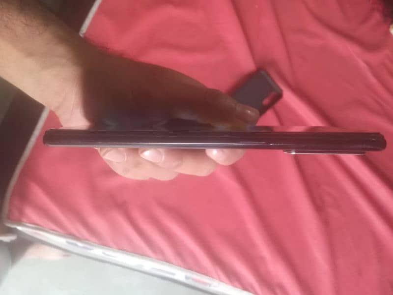 oppo f15 condition 10/9 penal change or fornt camre py dust ha 8/256 2