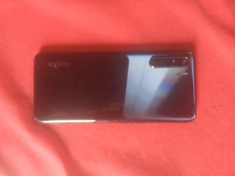 oppo f15 condition 10/9 penal change or fornt camre py dust ha 8/256 3