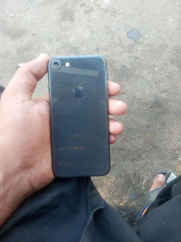 I phone 8 64 gb 2