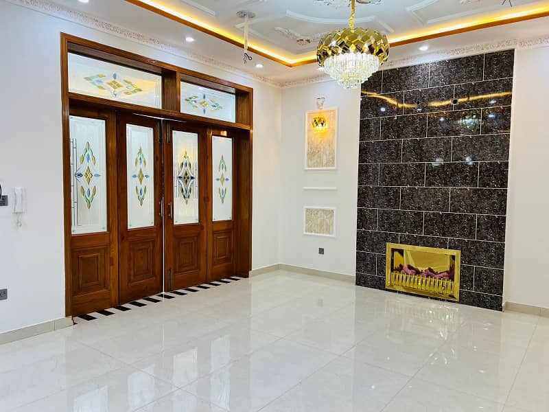 12 Marla Brand New First Entry House Available For Rent In Johar Town 60ft Road 5