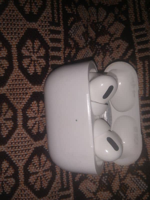 Original apple,s air pods 4