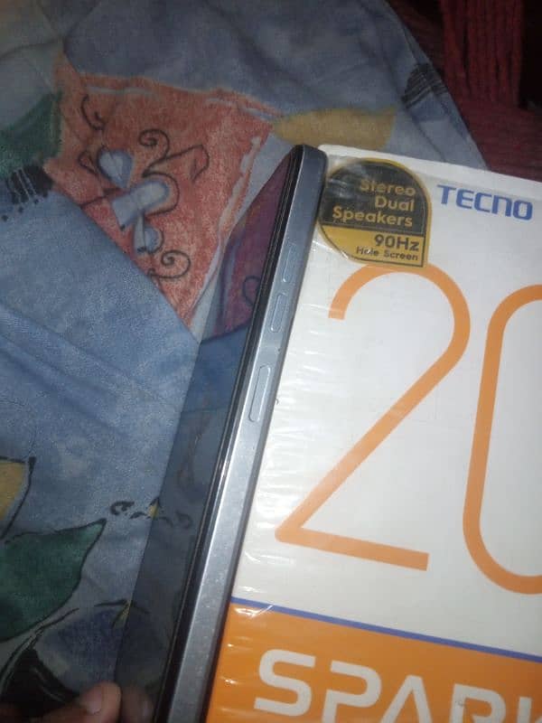 tecno spark 20c Ram. 8 GB 128 all OK full box 5