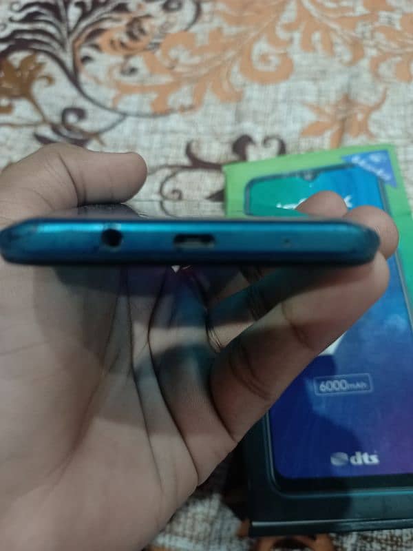 Infinix 4