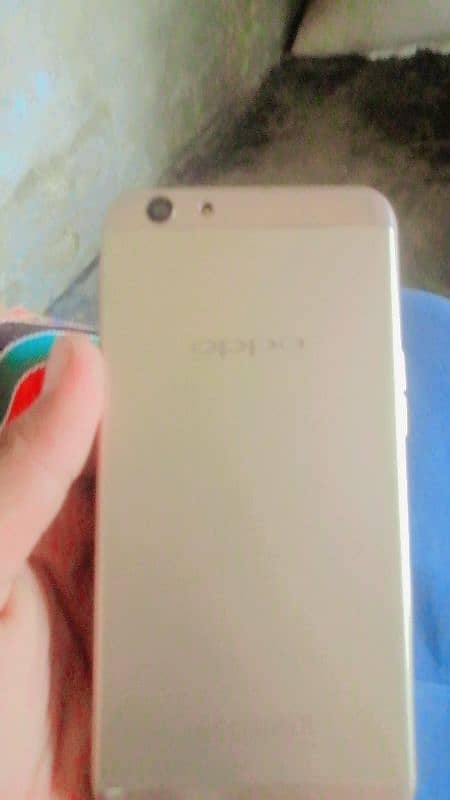 oppo f1s 4/64 exchange possible 0