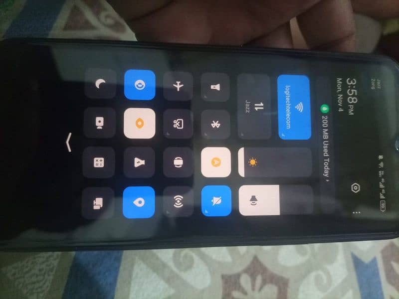 Infinix not 12 8/128 bilkul new phone hai 10by10 2