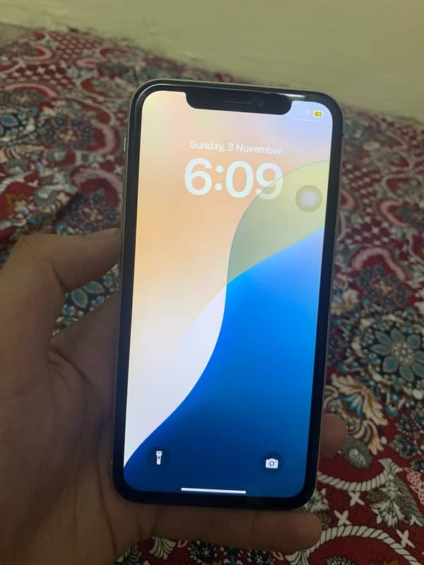 iphone 11 64 gb factory unlock display Msg face id ok 2