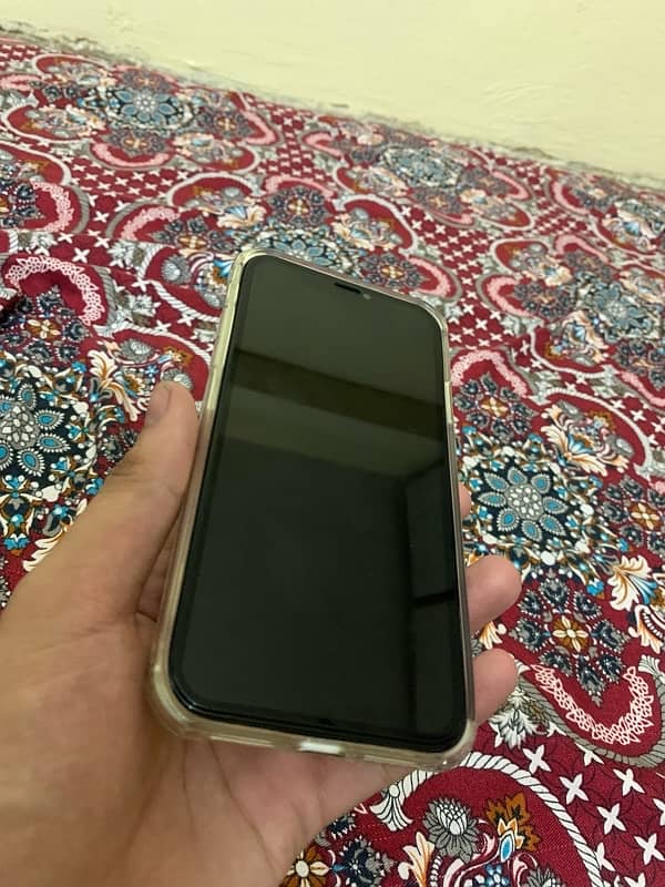 iphone 11 64 gb factory unlock display Msg face id ok 3