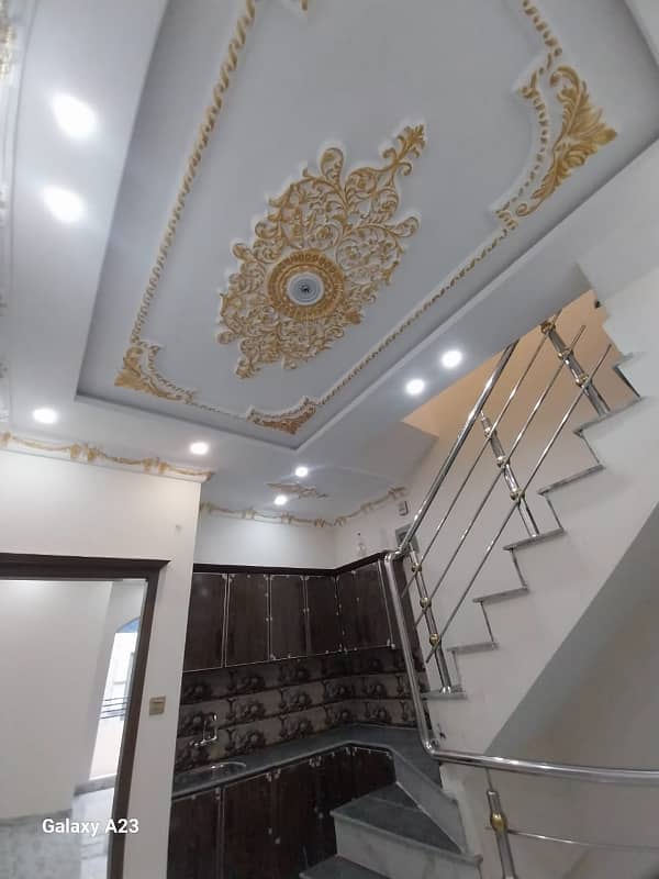 3 Marla double Story House Available For Rent Sabzazar Vip house Good location 0