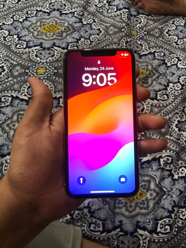 i phone XS nonpta 4