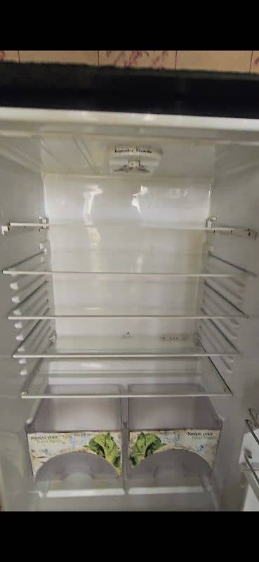 dawlance refrigerator full size for sale no issues or repairing done 1