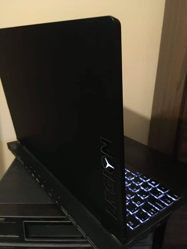 Lenovo Legion Y530 3