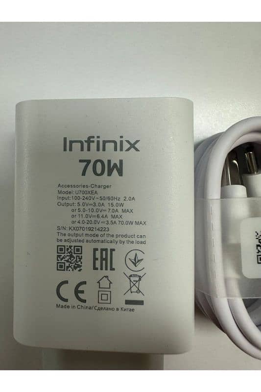 Infinix Zero Flip original 70watt box plugged charger 1