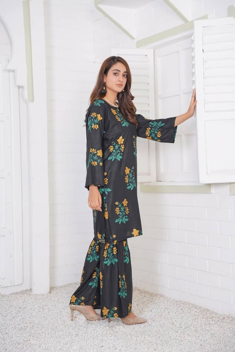 Block linen 2pc printed shirt and plain trouser 10