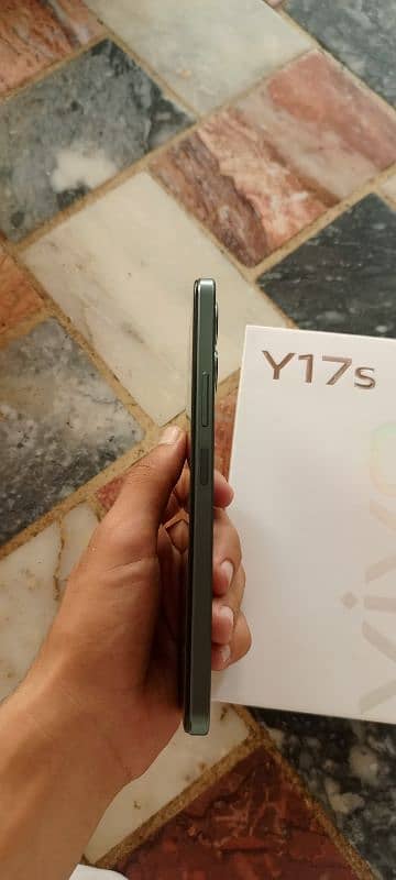 vivo y17s 5