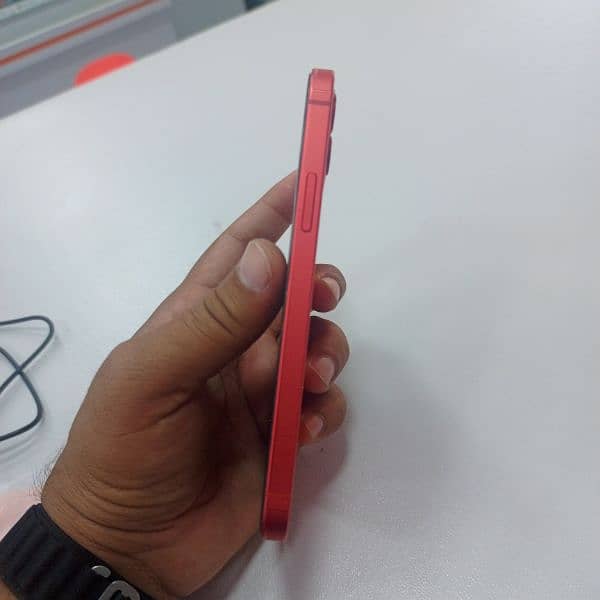 Iphone 12 128Gb Red 3