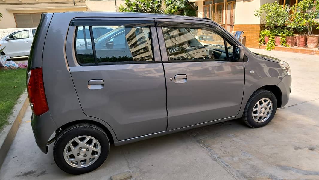 Suzuki Wagon R AGS 2022 1