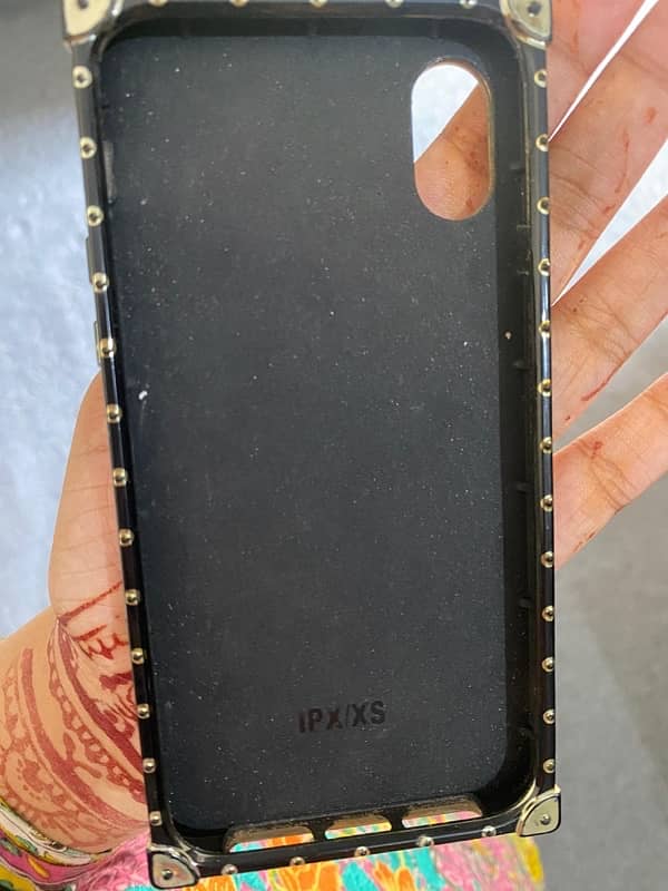 iphone xs cover 0