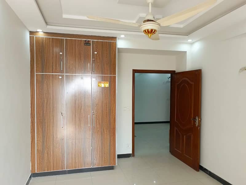 2-Bed Apartment for Sale in Bahria Town, Lahore - Luxurious Living Awaits! 3