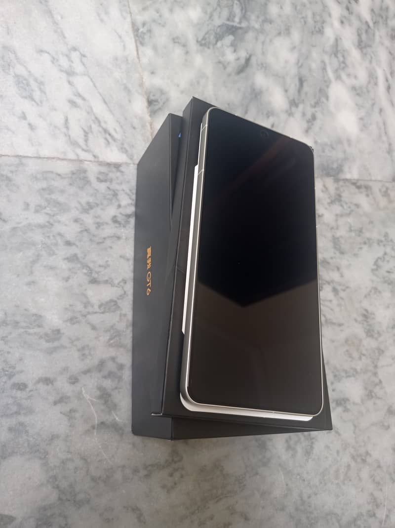 Realme GT6 just Box open Non pta (Chinese Version) 4